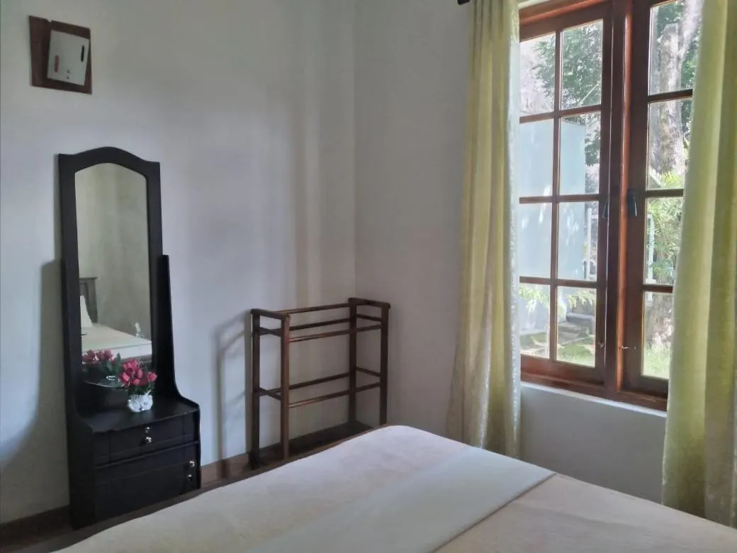 Deer Point Hotel كاندي منتجع