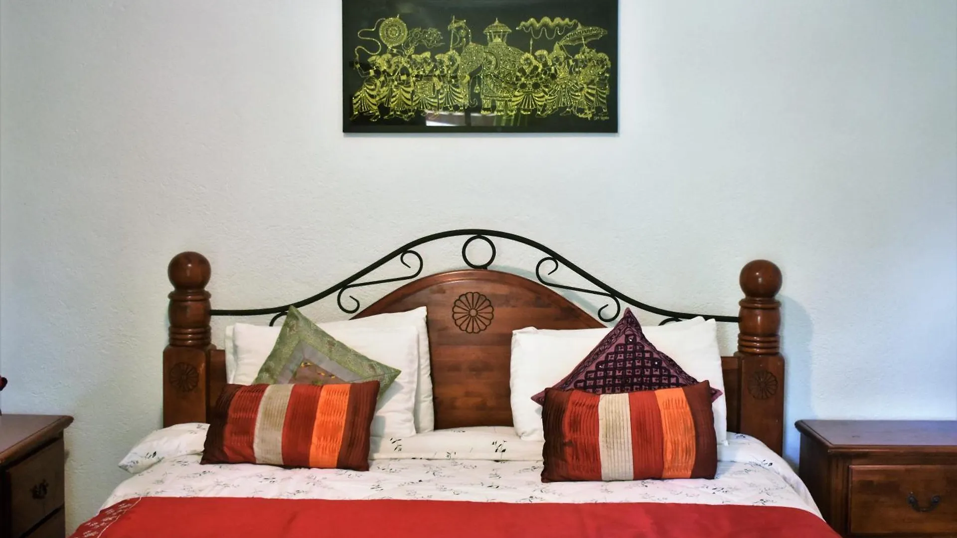 Deer Point Hotel كاندي 3*,