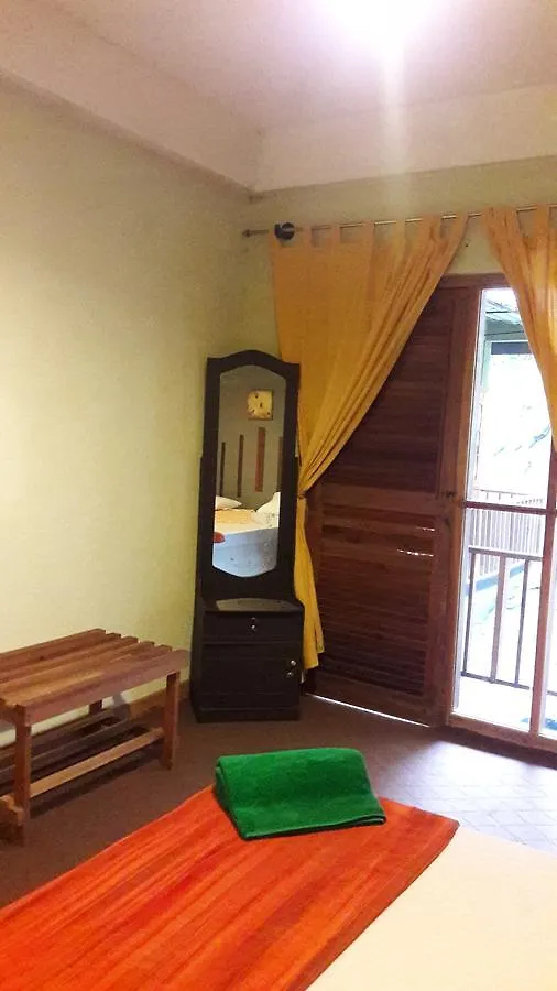 *** منتجع Deer Point Hotel كاندي سريلانكا